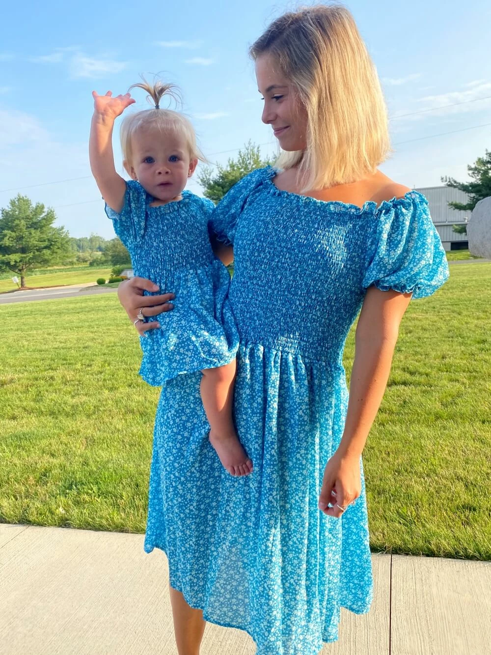 Sydney So Sweet Mom & Me Matching Mommy And Me - Blue Ditsy Floral Smocked Puff Sleeve Dress 4 Sydney So Sweet Mom & Me Matching Mommy And Me - Blue Ditsy Floral Smocked Puff Sleeve Dress