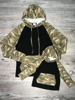 Sydney So Sweet Mom & Me Matching Mommy And Me - Camo Thermal Waffle Knit Matching Hooded Sweatshirts