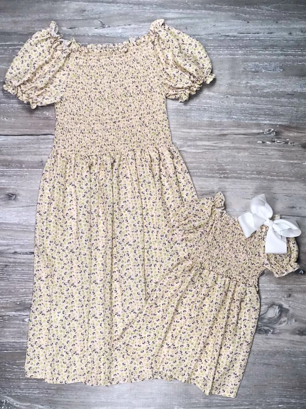 Sydney So Sweet Mommy And Me - Cream Ditsy Floral Smocked Puff Sleeve Dress 2 Sydney So Sweet Mommy And Me - Cream Ditsy Floral Smocked Puff Sleeve Dress